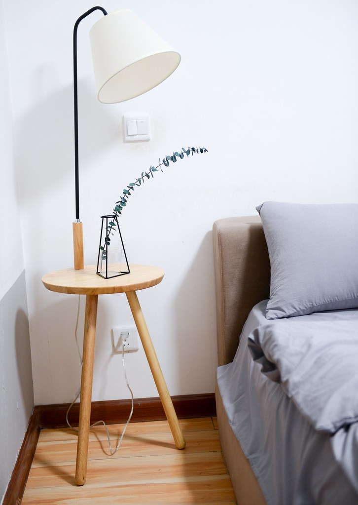 Brass table lamp
